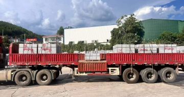 阳江 芝麻灰花岗岩地铺石出货日常