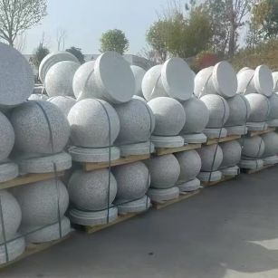 阳江 白麻花岗岩石材圆球，石球，挡车球，隔离球，景观石球，风水球等
