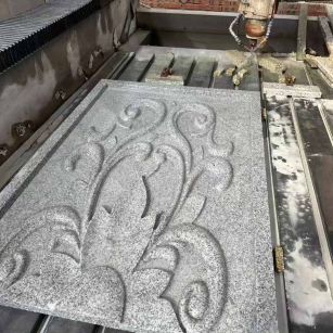 阳江 白麻别墅干挂雕花板