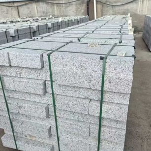 阳江 白麻花岗岩路沿石，弧形路沿石，道牙石，马路牙子，界石，路缘石，平沿石，直岩石，平缘石等