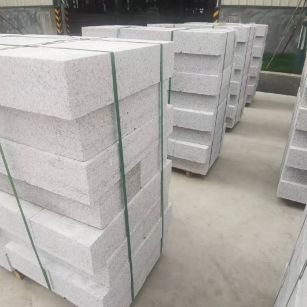 阳江 白麻花岗岩路沿石，立缘石，平缘石，路牙石，道牙石，马路牙子等