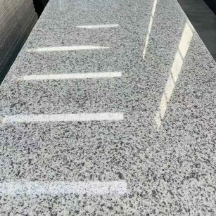 阳江 白麻花岗岩光面毛板