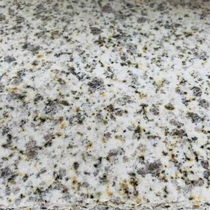 阳江 黄金麻花岗岩石材浅黄光面