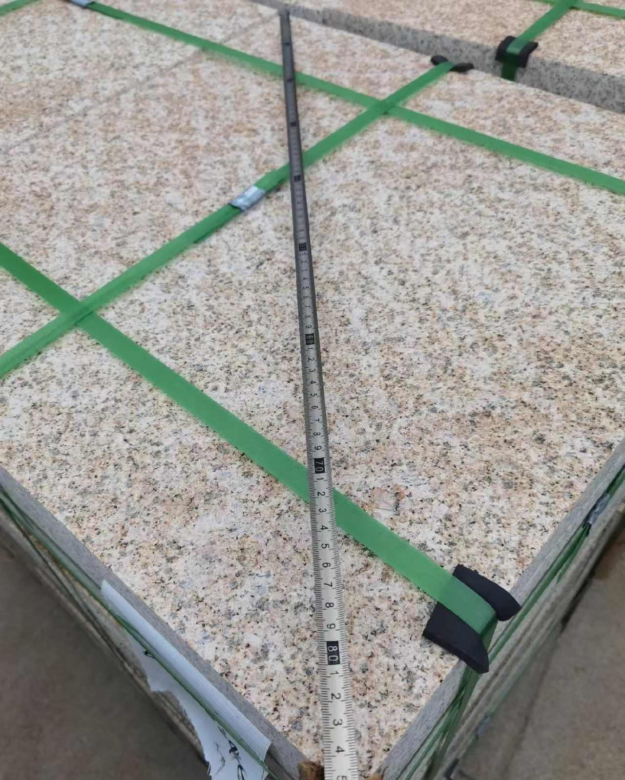 阳江 黄金麻火烧面地铺石