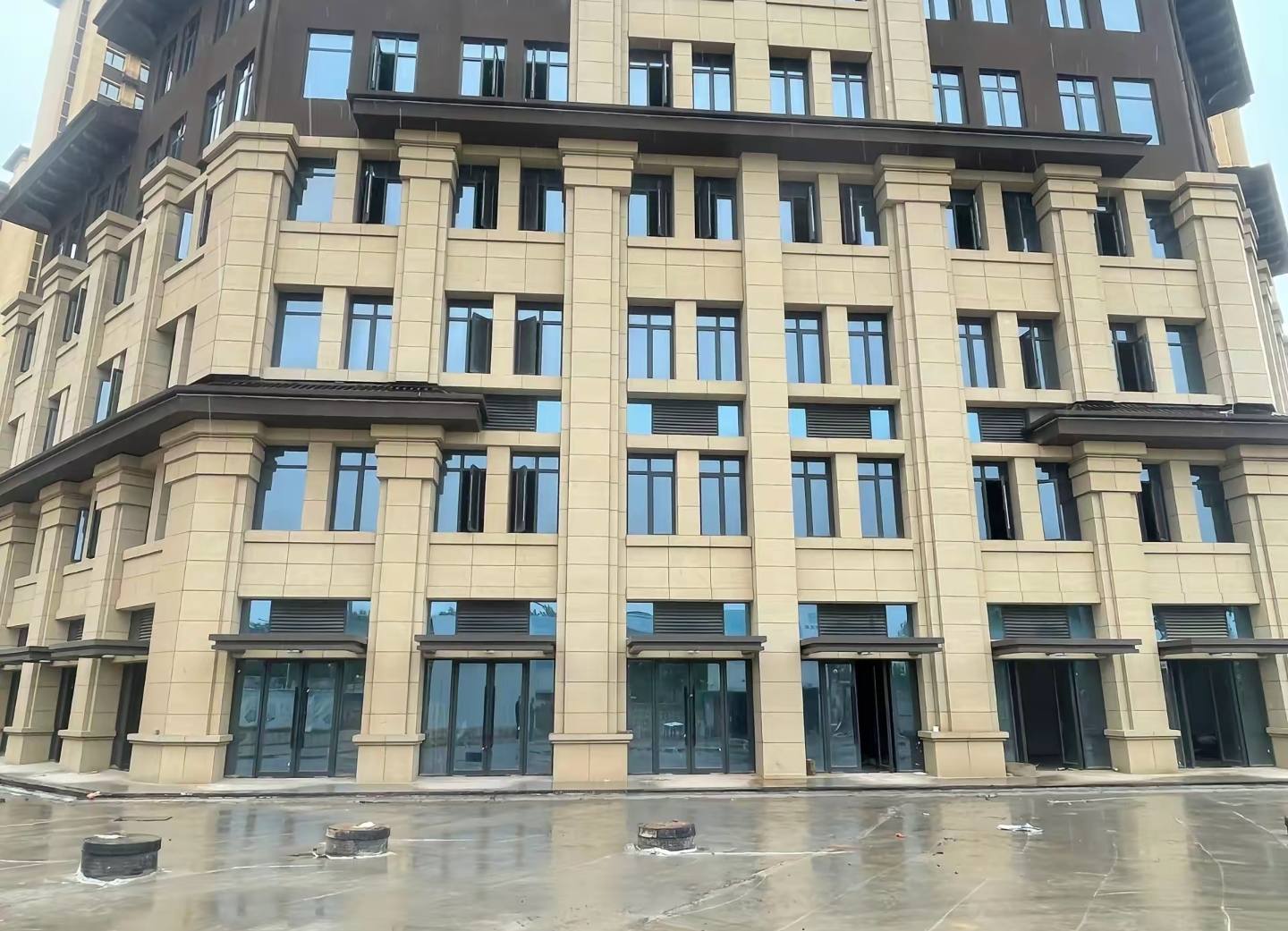 阳江 黄金麻花岗岩荔枝面小区外墙干挂