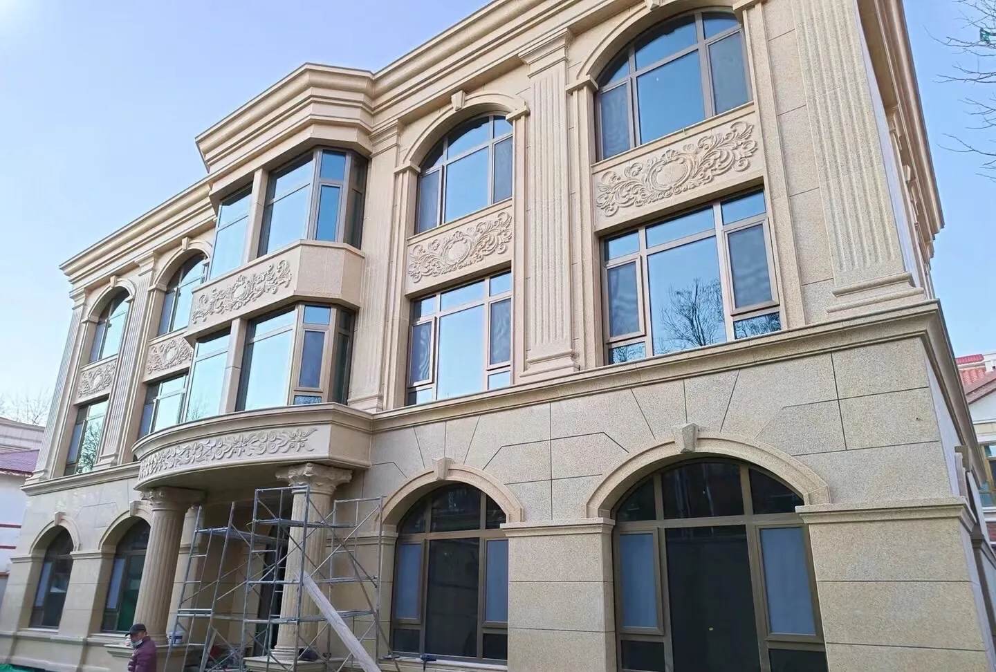 阳江 黄金麻花岗岩别墅外墙干挂