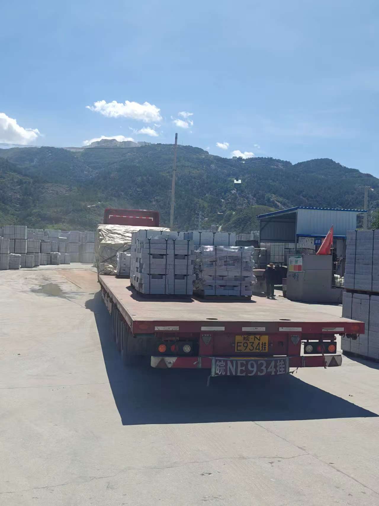 阳江 芝麻白仿形路沿石，直形路沿石