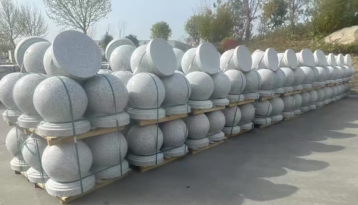 阳江 白麻花岗岩石材圆球，石球，挡车球，隔离球，景观石球，风水球等