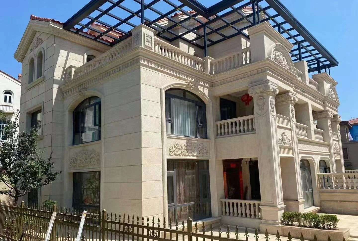 阳江 黄金麻花岗岩荔枝面别墅外墙干挂