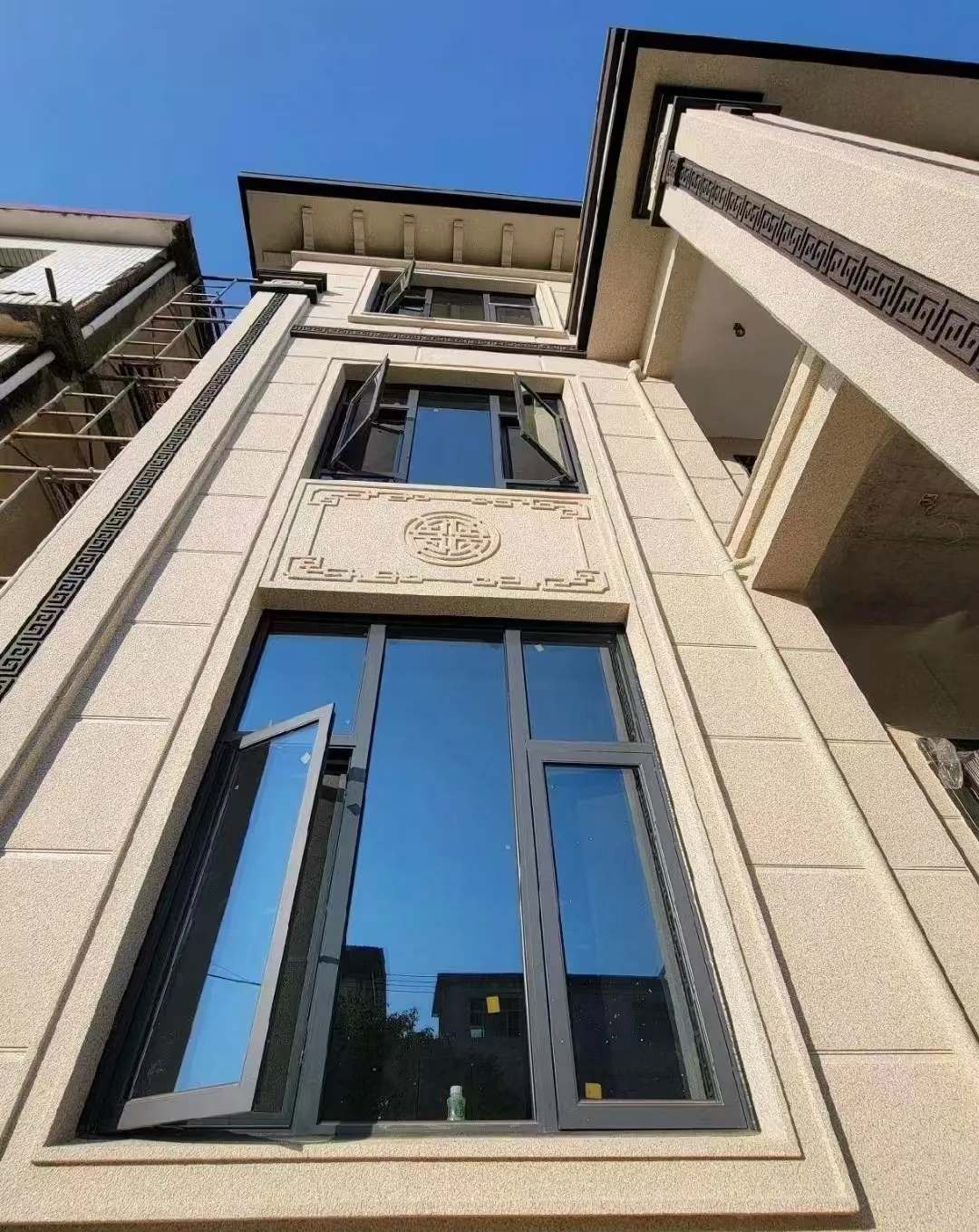 阳江 黄金麻荔枝面别墅外墙干挂效果展示